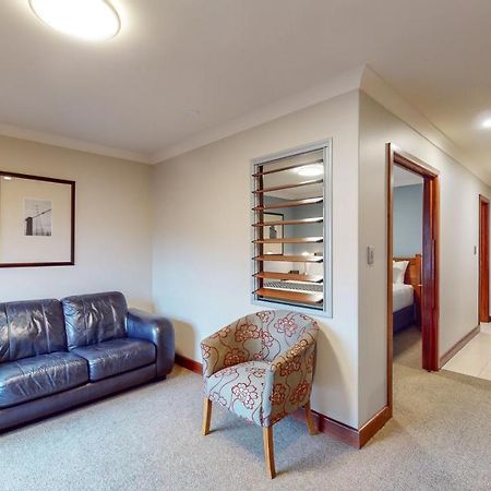 Quantum Lodge Motor Inn Hamilton Bagian luar foto