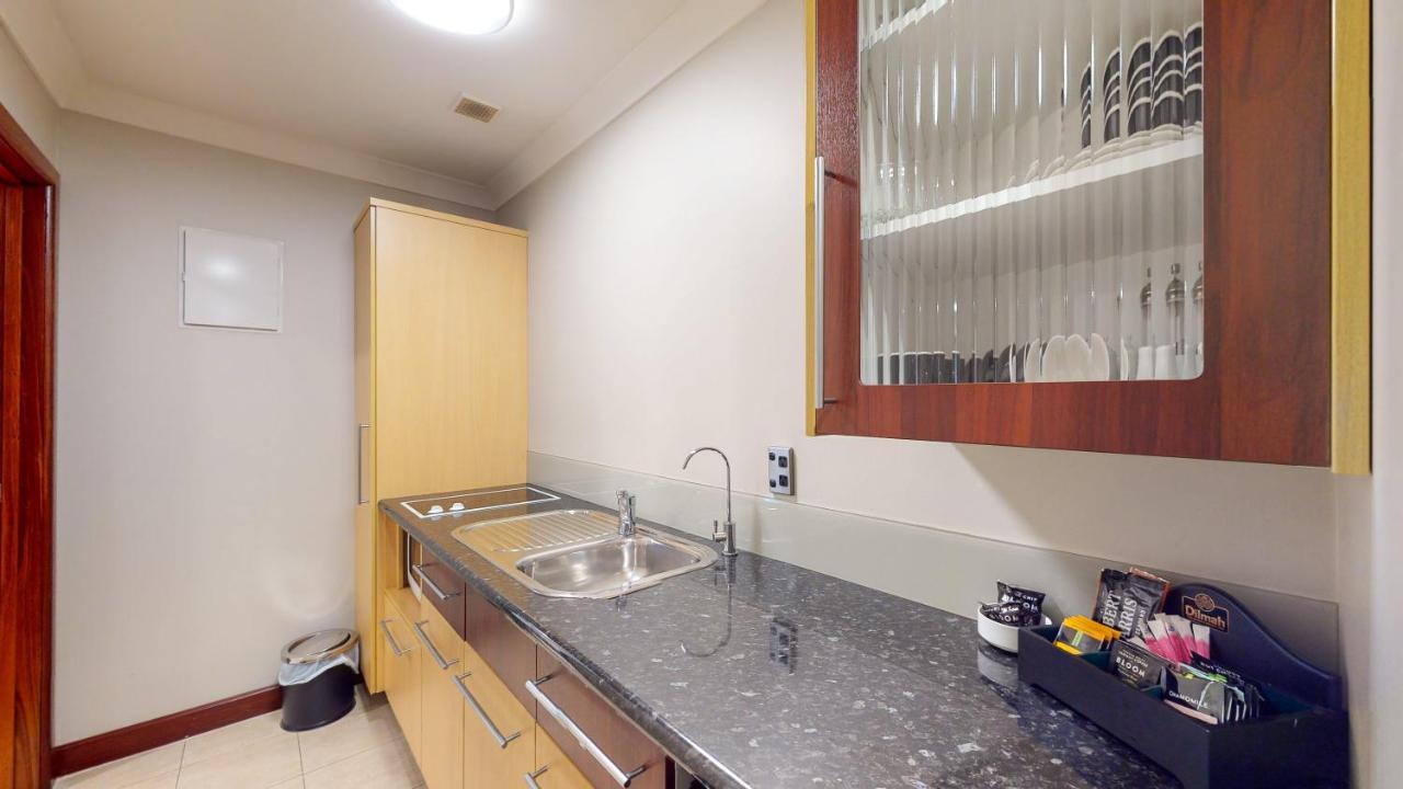 Quantum Lodge Motor Inn Hamilton Bagian luar foto