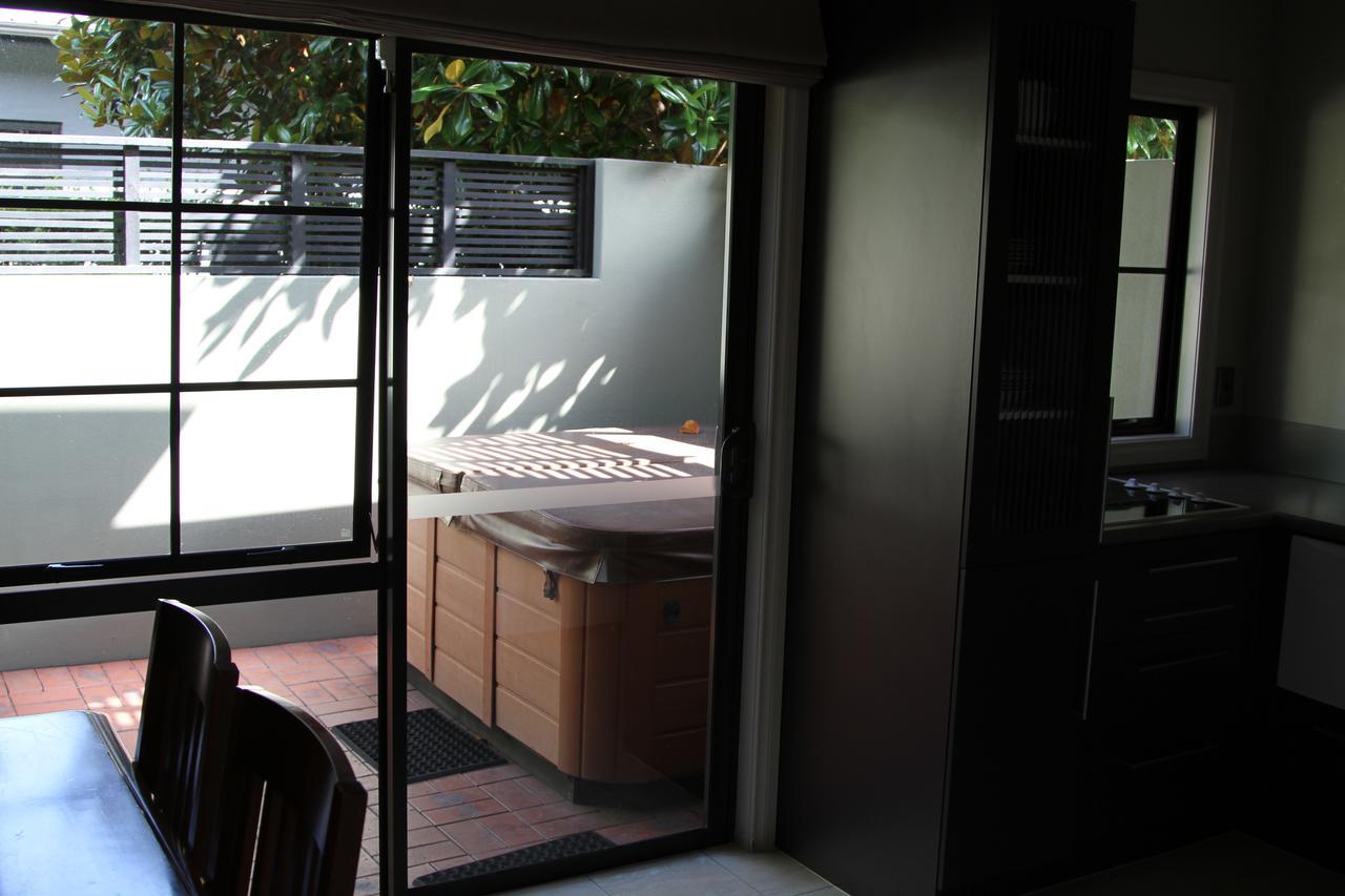Quantum Lodge Motor Inn Hamilton Bagian luar foto