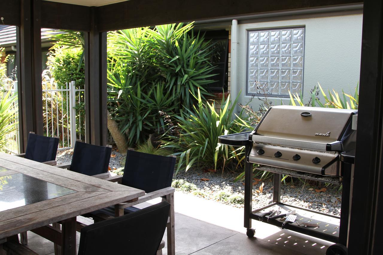 Quantum Lodge Motor Inn Hamilton Bagian luar foto